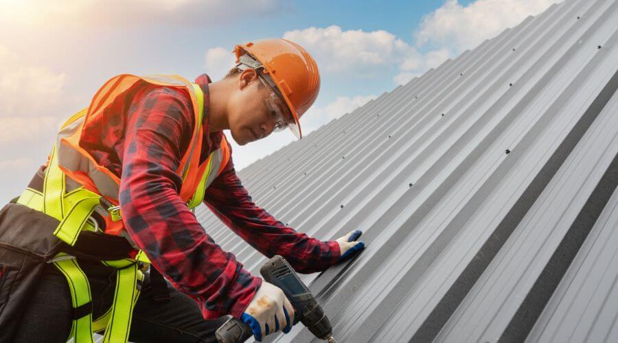 GAF certified roofer in Sharon, KS